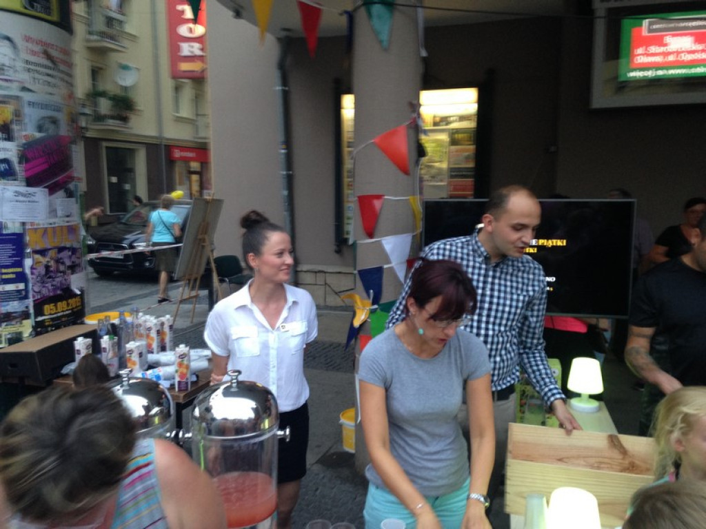 Dyskoteka na Placu Polonii Amerykańskiej