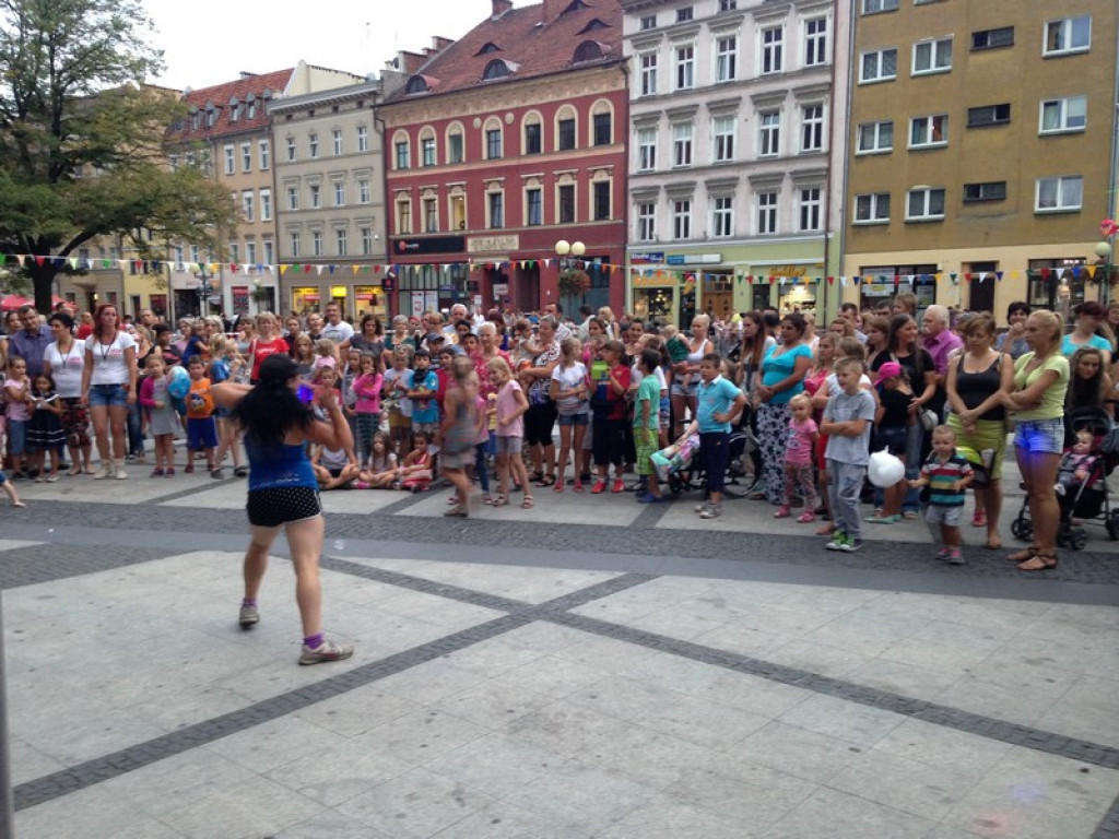 Dyskoteka na Placu Polonii Amerykańskiej