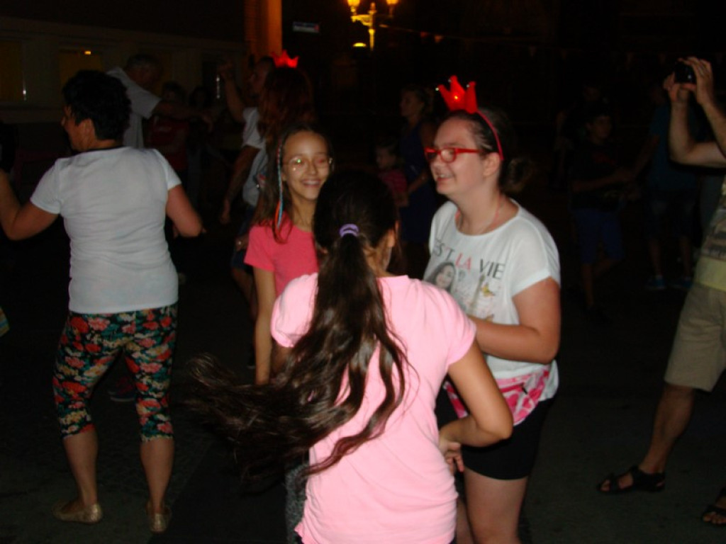 Dyskoteka na Placu Polonii Amerykańskiej