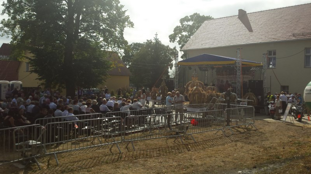 Dożynki Gminne w Zielęcicach    [fotorelacja]