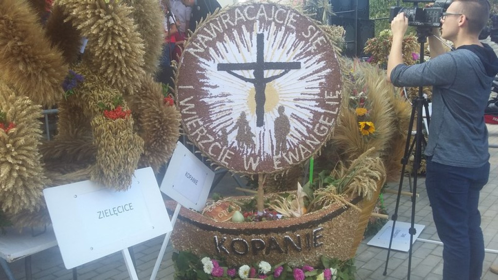 Dożynki Gminne w Zielęcicach    [fotorelacja]