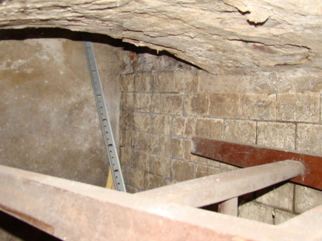 Podziemna piekarnia w Brzegu? Co kryją piwnice przy ul. Zakonnic?