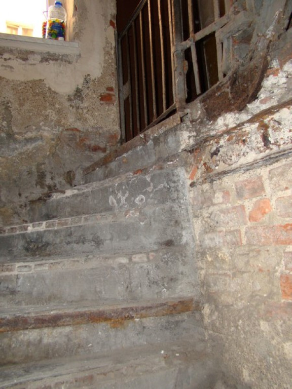 Podziemna piekarnia w Brzegu? Co kryją piwnice przy ul. Zakonnic?