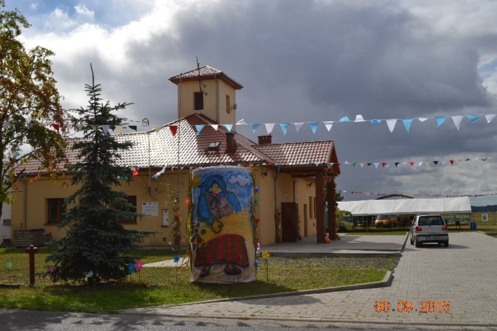 Lewin Brzeski - Gminne Święto Plonów w Sarnach Małych
