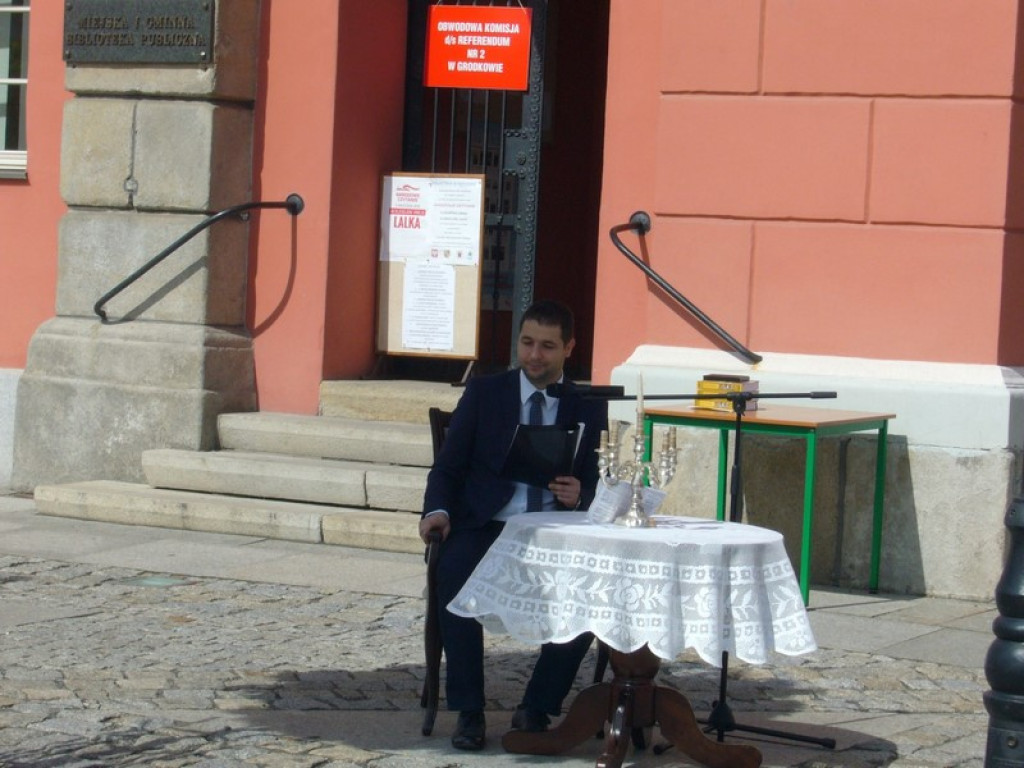 Narodowe czytanie w Grodkowie