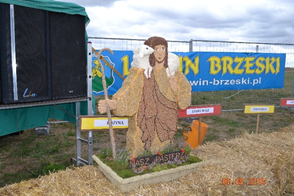 Lewin Brzeski - Gminne Święto Plonów w Sarnach Małych