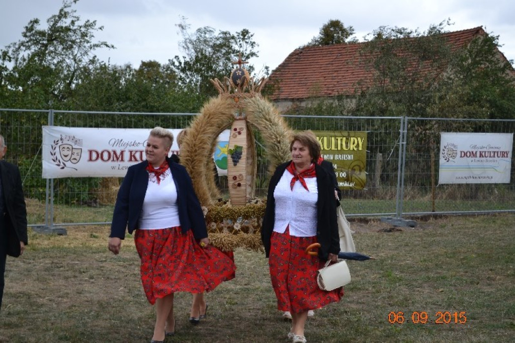 Lewin Brzeski - Gminne Święto Plonów w Sarnach Małych