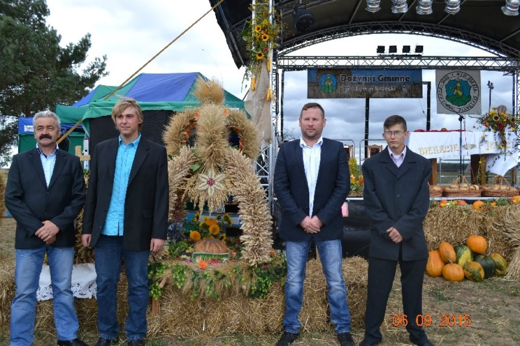 Lewin Brzeski - Gminne Święto Plonów w Sarnach Małych