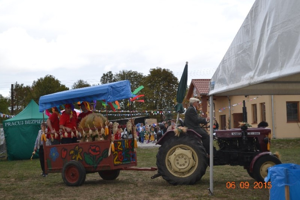 Lewin Brzeski - Gminne Święto Plonów w Sarnach Małych