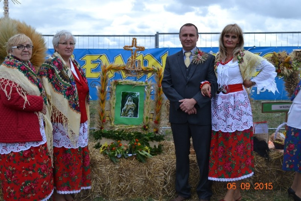Lewin Brzeski - Gminne Święto Plonów w Sarnach Małych