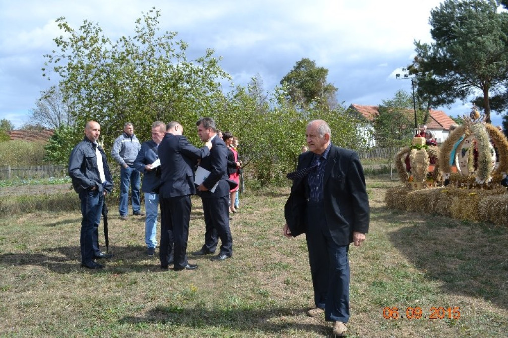 Lewin Brzeski - Gminne Święto Plonów w Sarnach Małych