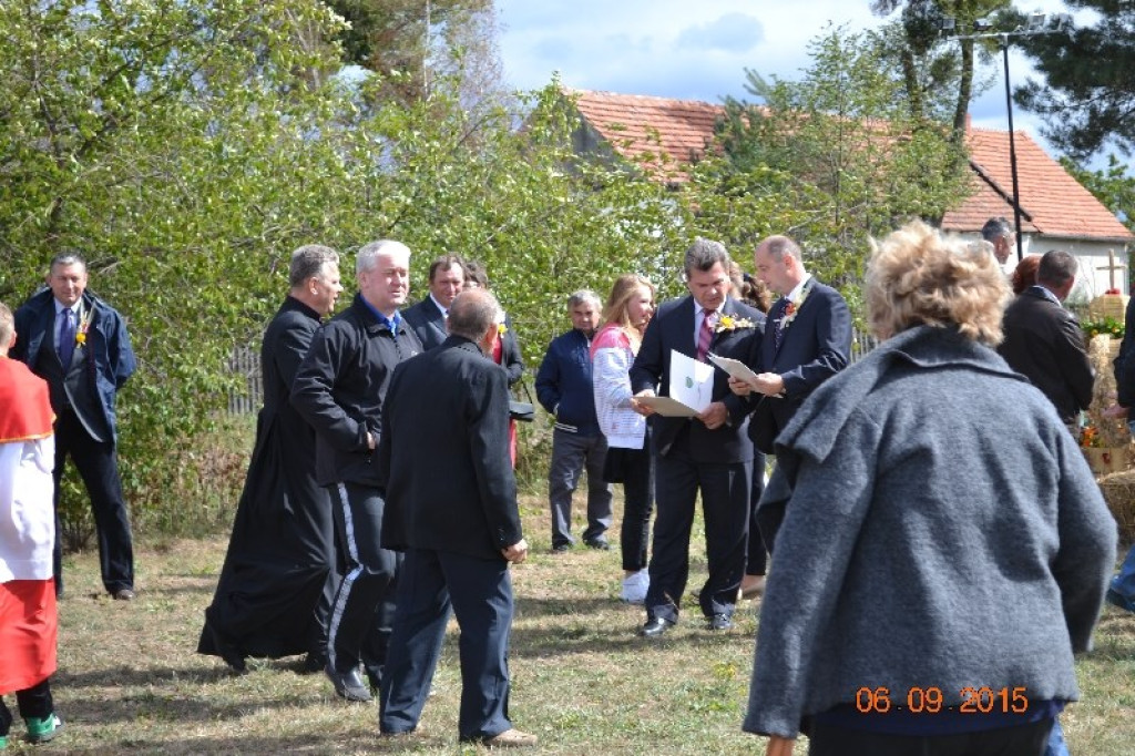 Lewin Brzeski - Gminne Święto Plonów w Sarnach Małych