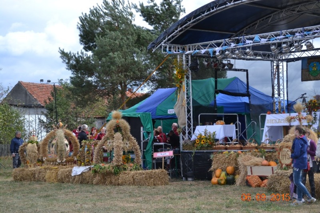 Lewin Brzeski - Gminne Święto Plonów w Sarnach Małych
