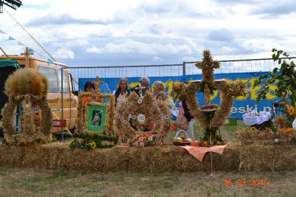 Lewin Brzeski - Gminne Święto Plonów w Sarnach Małych