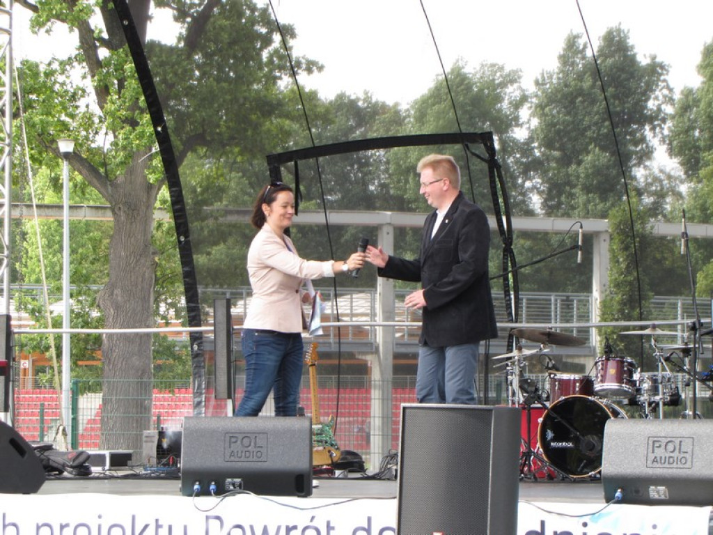 Majka Jeżowska zaśpiewała na Pikniku Rodzinnym w Brzegu