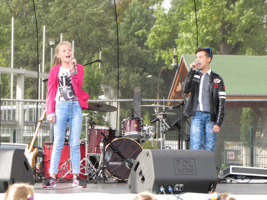 Majka Jeżowska zaśpiewała na Pikniku Rodzinnym w Brzegu