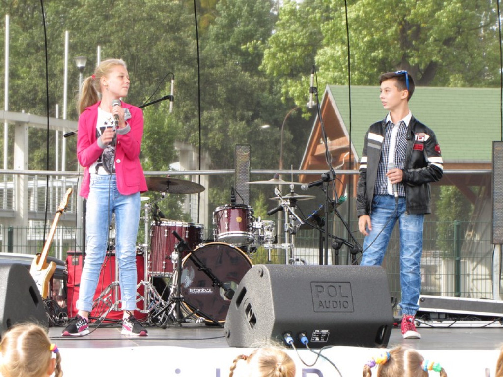 Majka Jeżowska zaśpiewała na Pikniku Rodzinnym w Brzegu