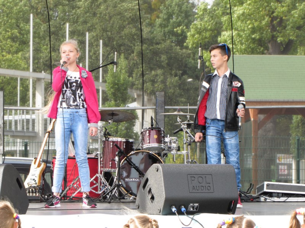 Majka Jeżowska zaśpiewała na Pikniku Rodzinnym w Brzegu