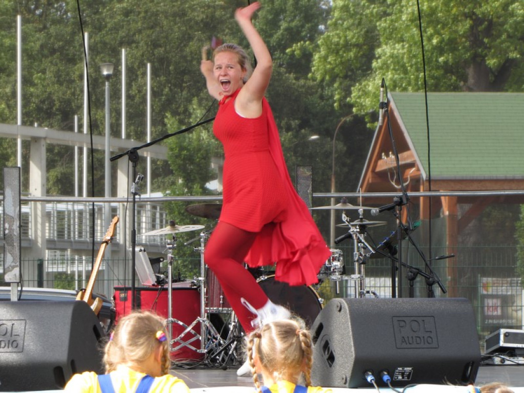 Majka Jeżowska zaśpiewała na Pikniku Rodzinnym w Brzegu