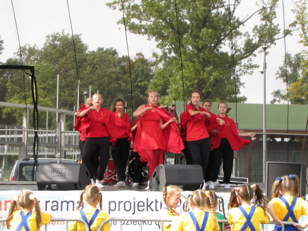 Majka Jeżowska zaśpiewała na Pikniku Rodzinnym w Brzegu