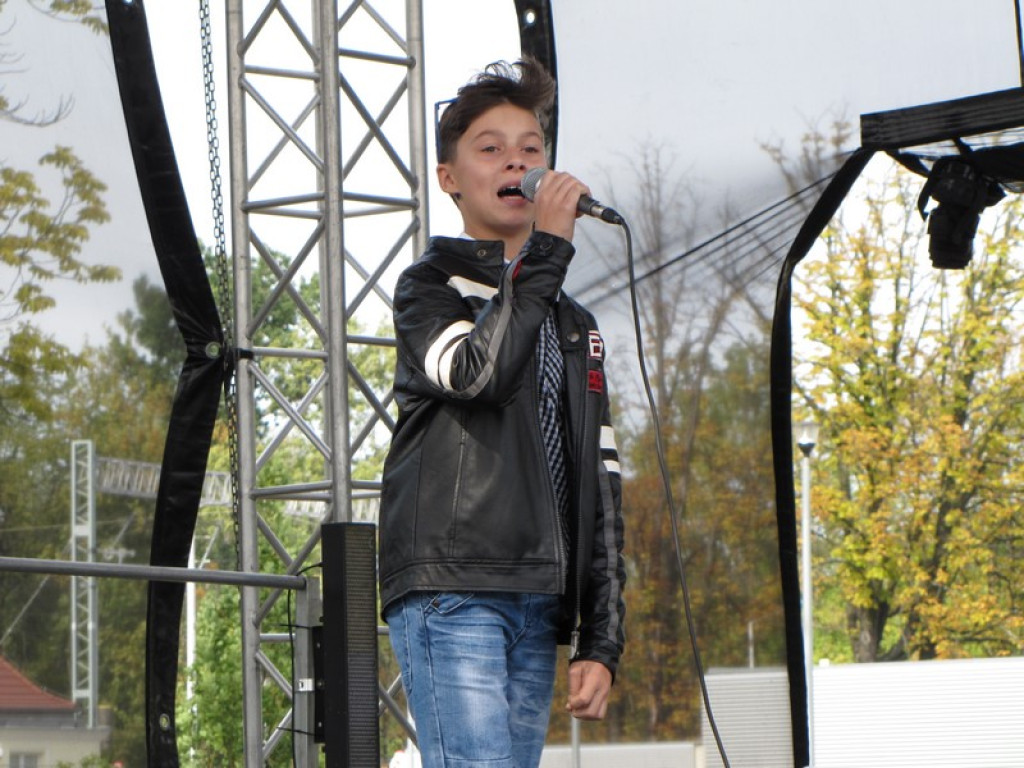 Majka Jeżowska zaśpiewała na Pikniku Rodzinnym w Brzegu