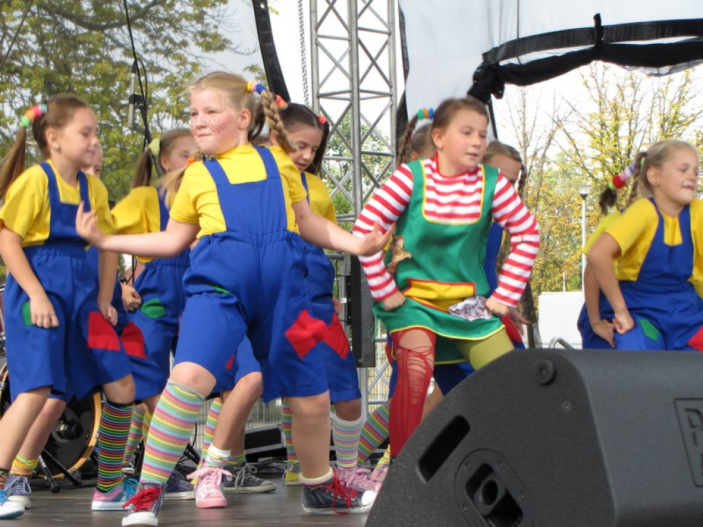 Majka Jeżowska zaśpiewała na Pikniku Rodzinnym w Brzegu