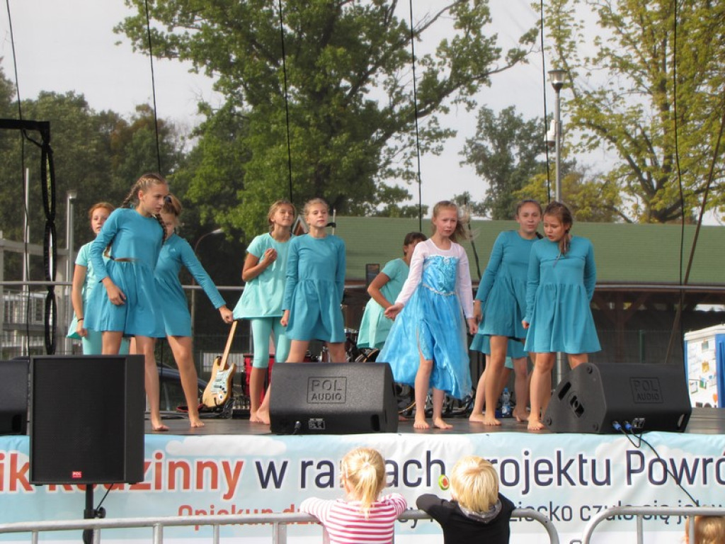 Majka Jeżowska zaśpiewała na Pikniku Rodzinnym w Brzegu