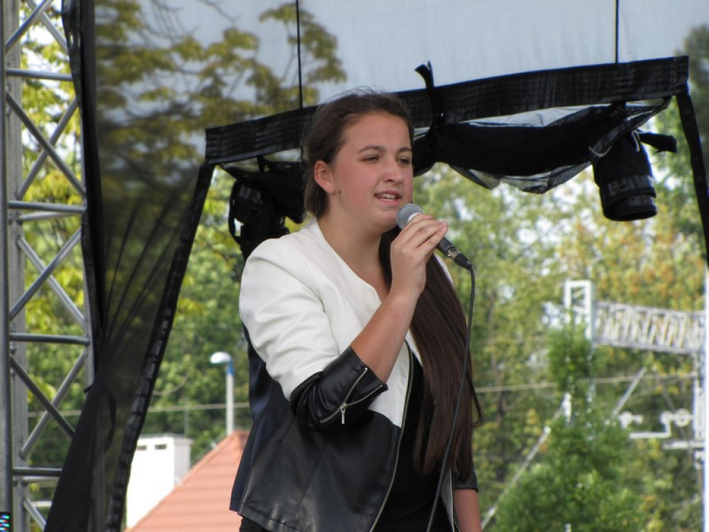 Majka Jeżowska zaśpiewała na Pikniku Rodzinnym w Brzegu