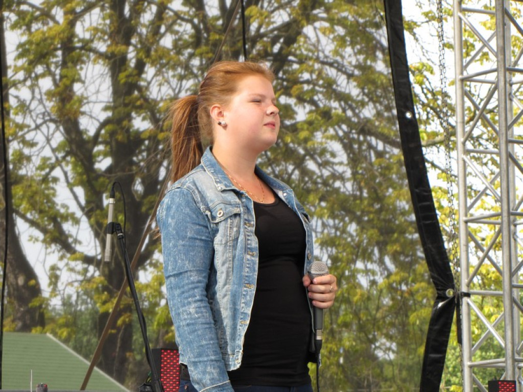 Majka Jeżowska zaśpiewała na Pikniku Rodzinnym w Brzegu