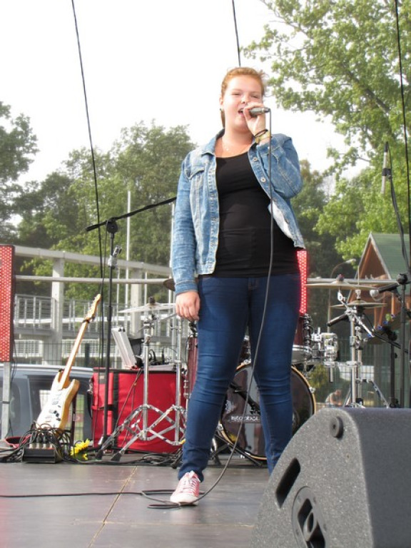 Majka Jeżowska zaśpiewała na Pikniku Rodzinnym w Brzegu