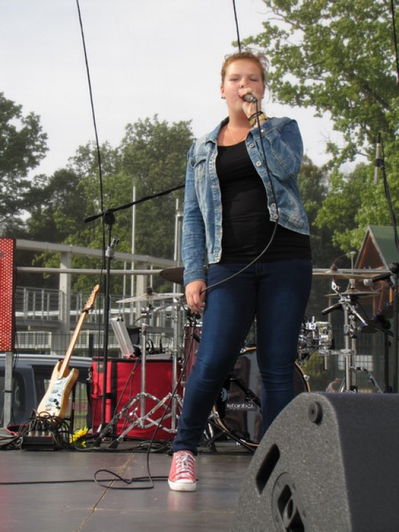 Majka Jeżowska zaśpiewała na Pikniku Rodzinnym w Brzegu