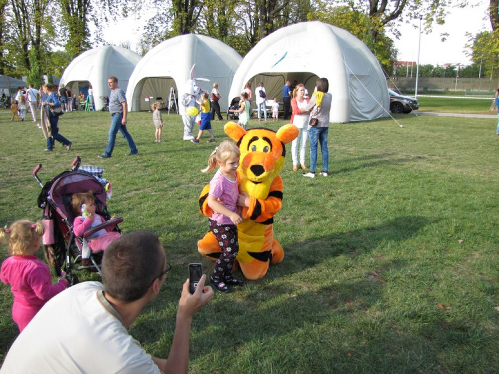 Majka Jeżowska zaśpiewała na Pikniku Rodzinnym w Brzegu