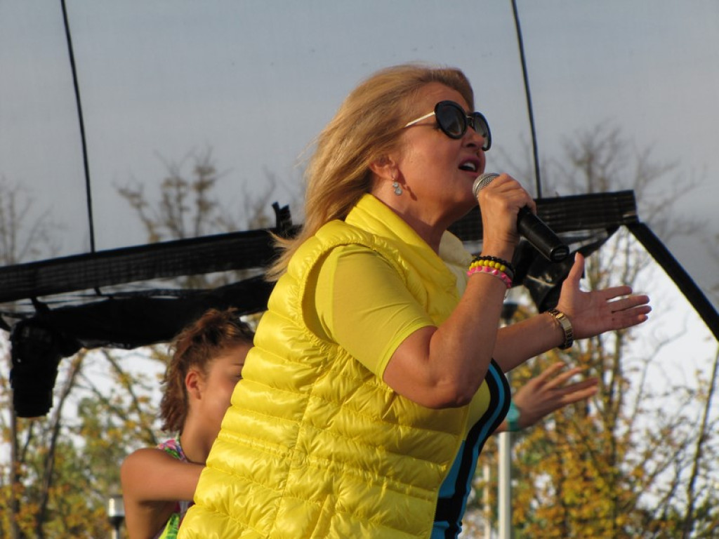 Majka Jeżowska zaśpiewała na Pikniku Rodzinnym w Brzegu