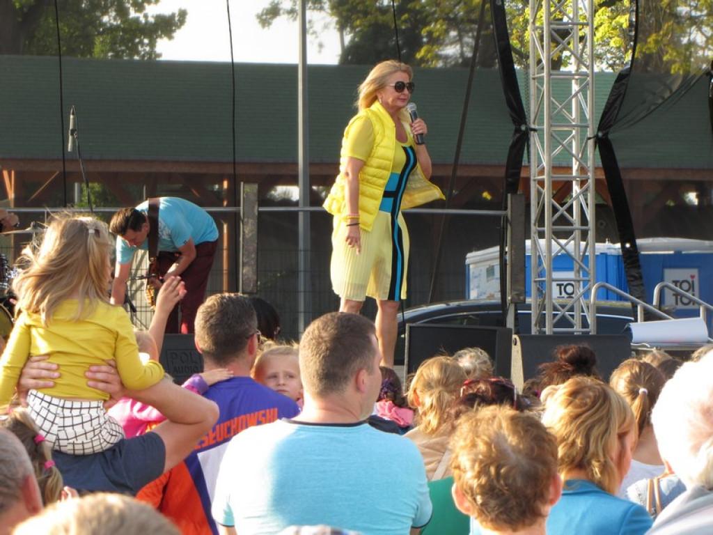 Majka Jeżowska zaśpiewała na Pikniku Rodzinnym w Brzegu