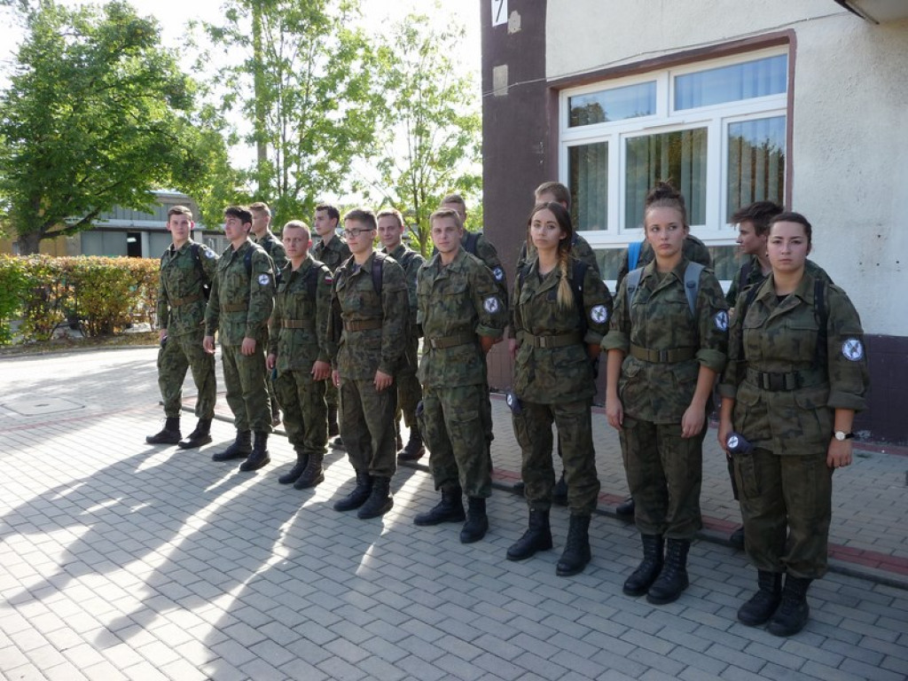 Zajęcia zintegrowane 1 Brzeskiego Pułku Saperów z udziałem młodzieży II LO w Brzegu