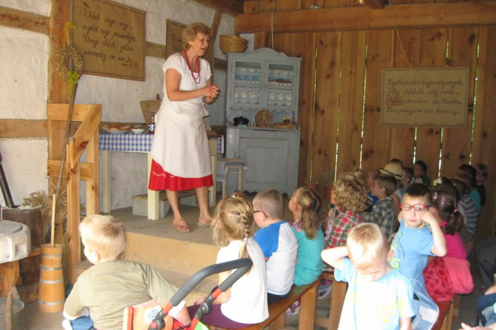 Wycieczka do Skansenu