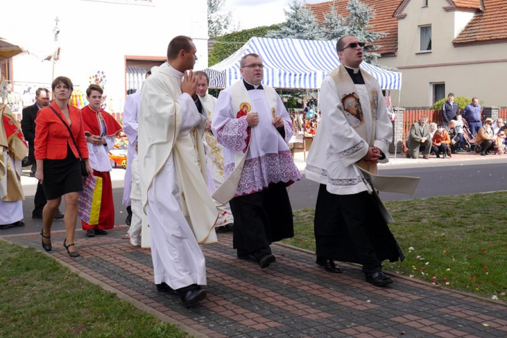 35- lecie poświęcenia kościoła w Dobrzyniu