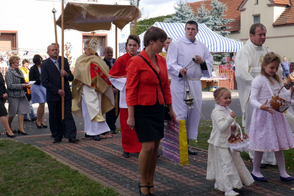35- lecie poświęcenia kościoła w Dobrzyniu