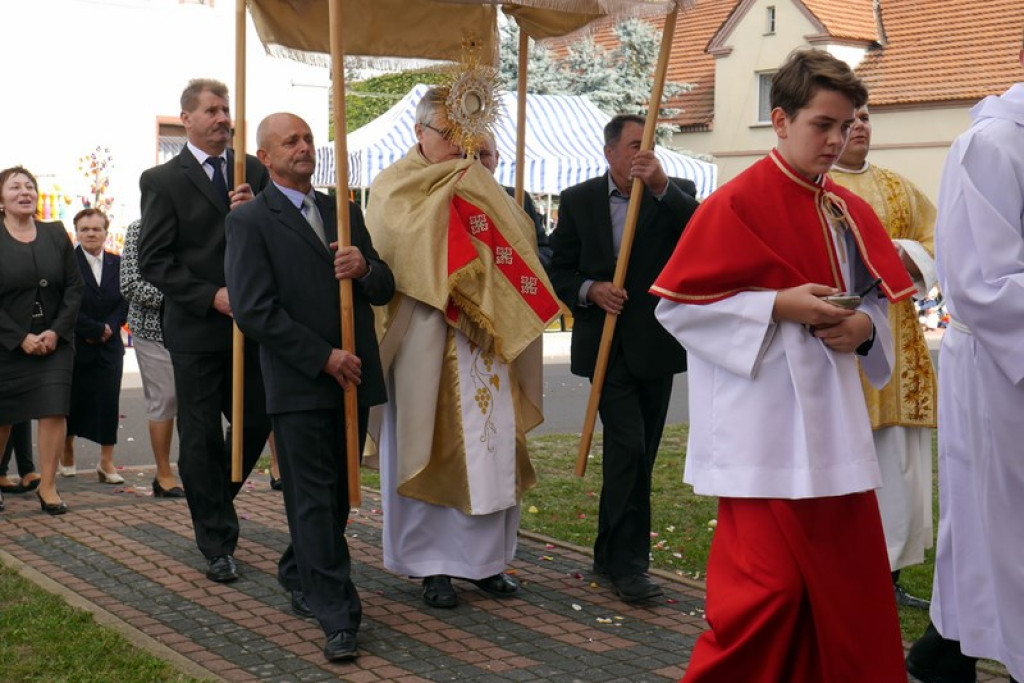 35- lecie poświęcenia kościoła w Dobrzyniu