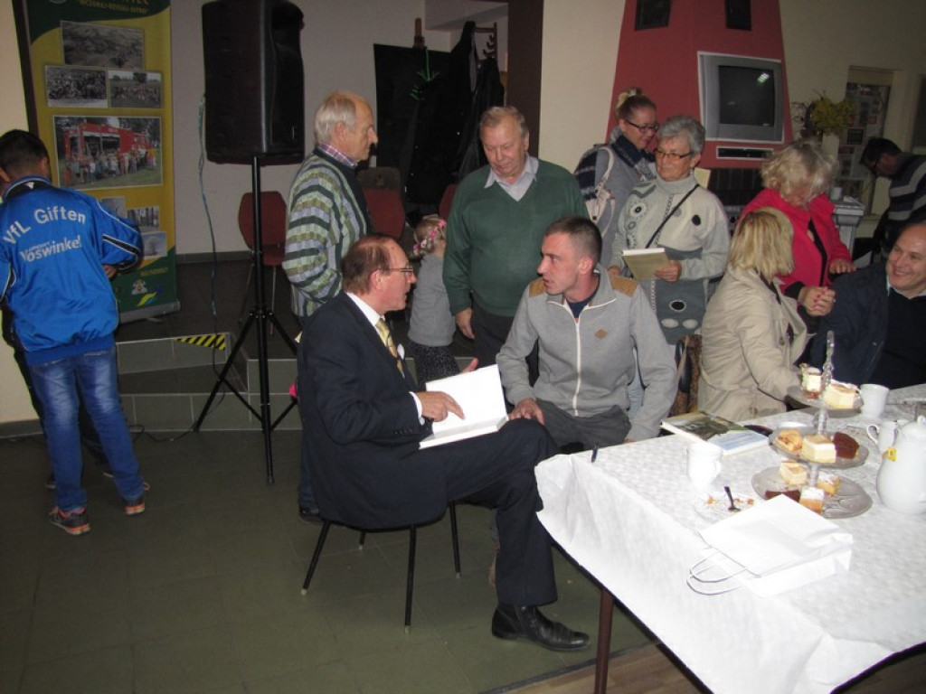 Spotkanie autorskie ze Stanisławem S. Nicieją w Tarnowcu