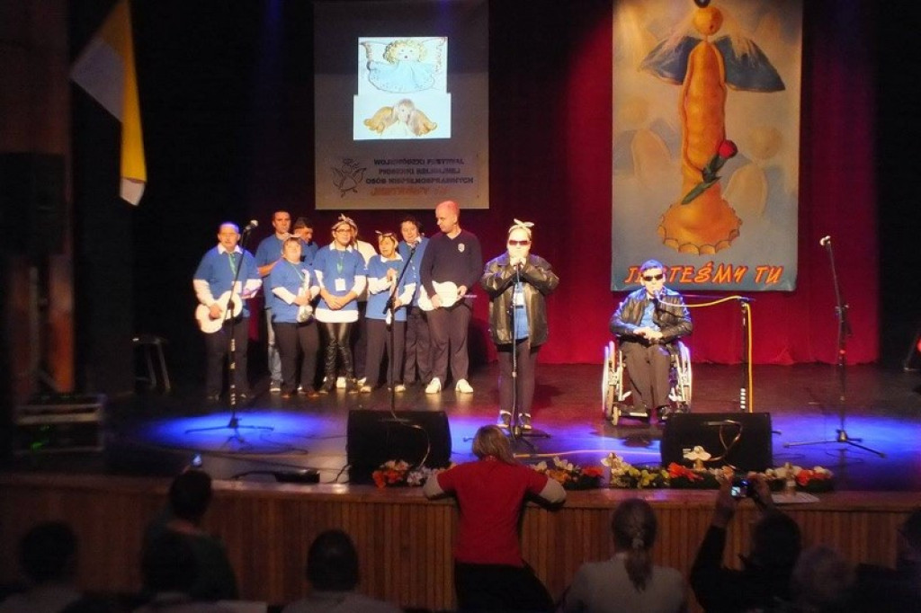 VIII Wojewódzki Festiwal Piosenki Religijnej Osób Niepełnosprawnych JESTEŚMY TU - podsumowanie