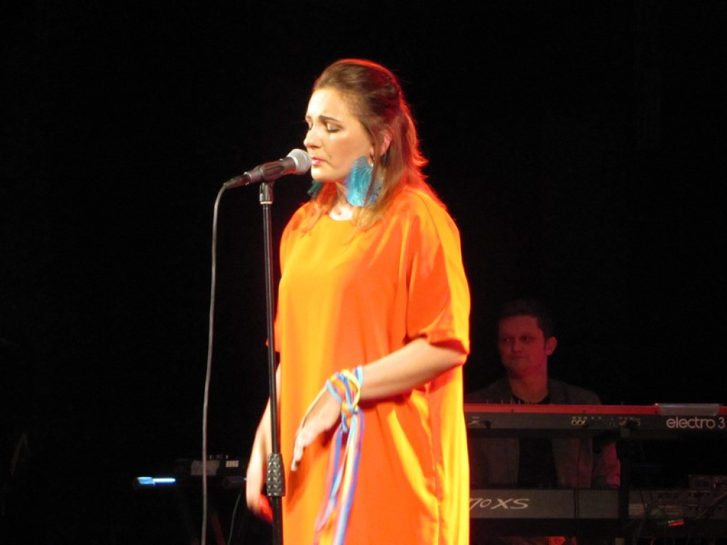 Koncert zespołu LULY w Brzegu na rzecz PCK [fotorelacja]