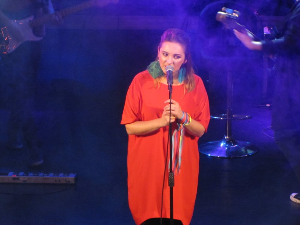 Koncert zespołu LULY w Brzegu na rzecz PCK [fotorelacja]