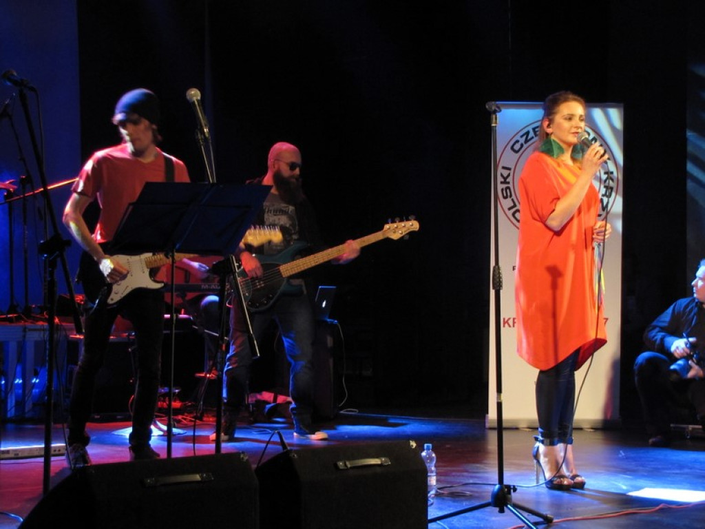 Koncert zespołu LULY w Brzegu na rzecz PCK [fotorelacja]