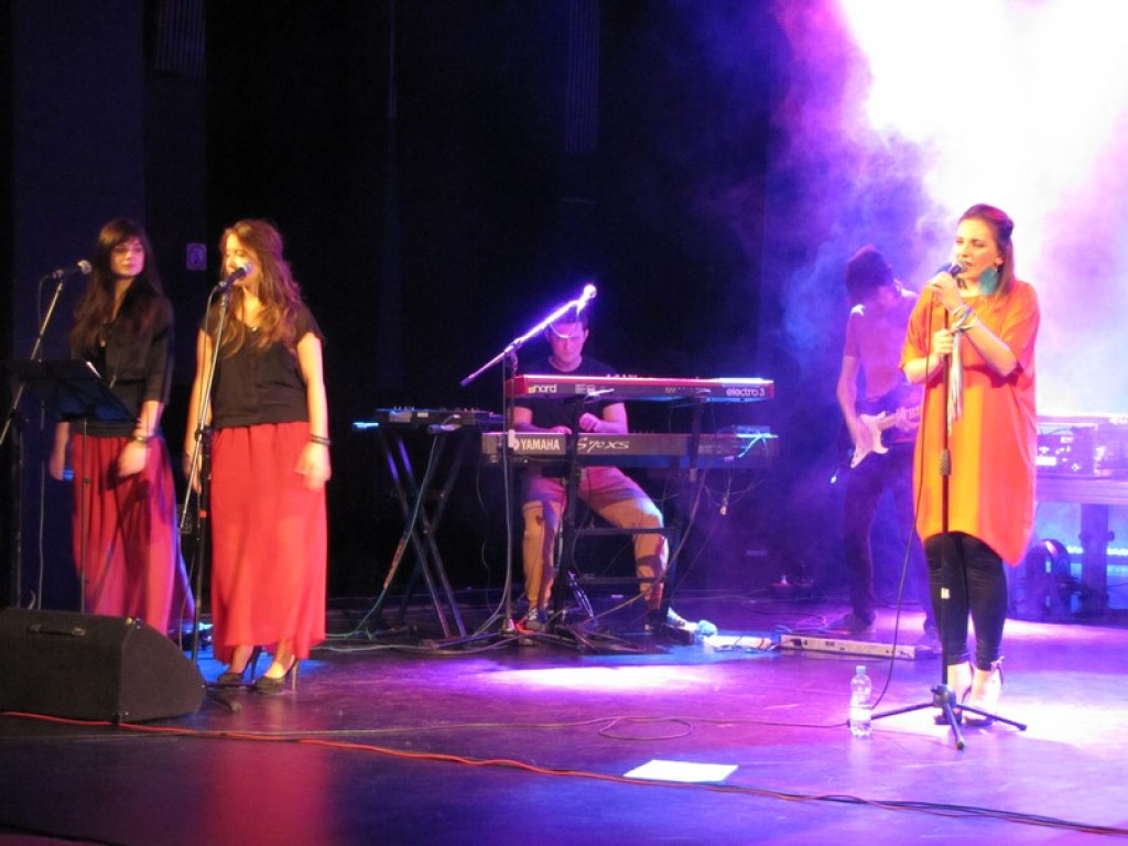 Koncert zespołu LULY w Brzegu na rzecz PCK [fotorelacja]