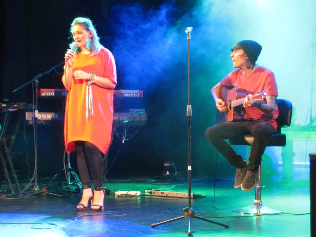 Koncert zespołu LULY w Brzegu na rzecz PCK [fotorelacja]