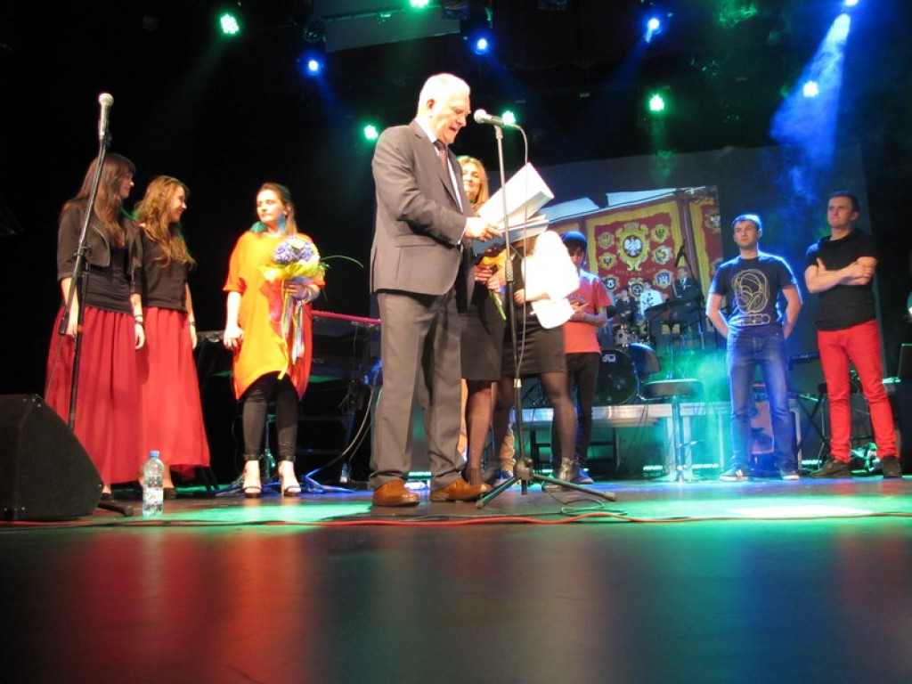 Koncert zespołu LULY w Brzegu na rzecz PCK [fotorelacja]