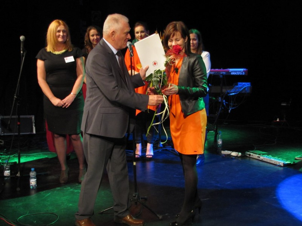 Koncert zespołu LULY w Brzegu na rzecz PCK [fotorelacja]