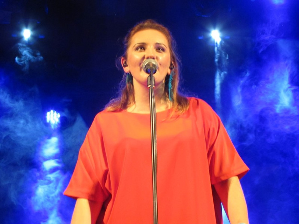 Koncert zespołu LULY w Brzegu na rzecz PCK [fotorelacja]