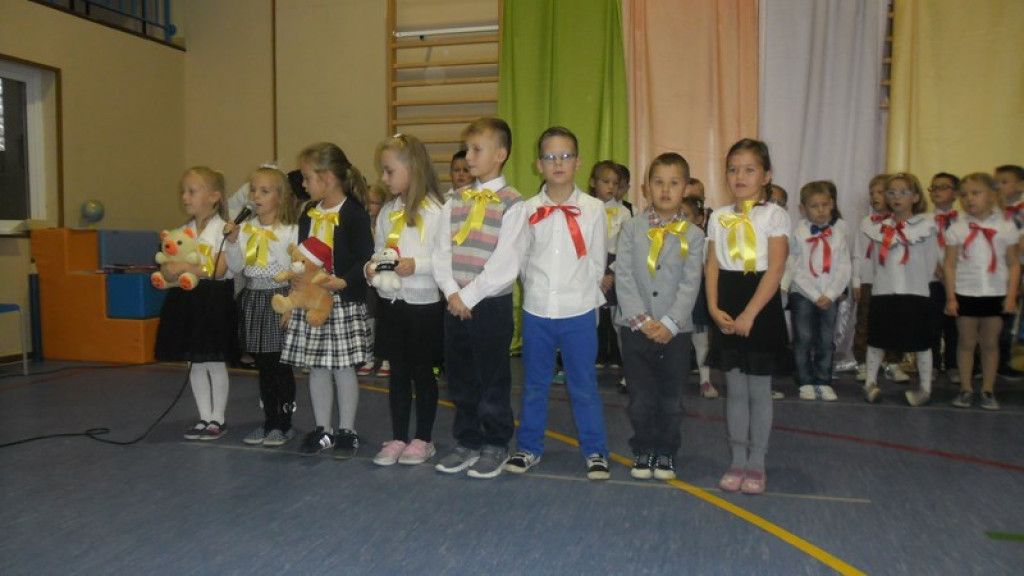 Wczoraj przedszkolaki - dzisiaj już pierwszaki